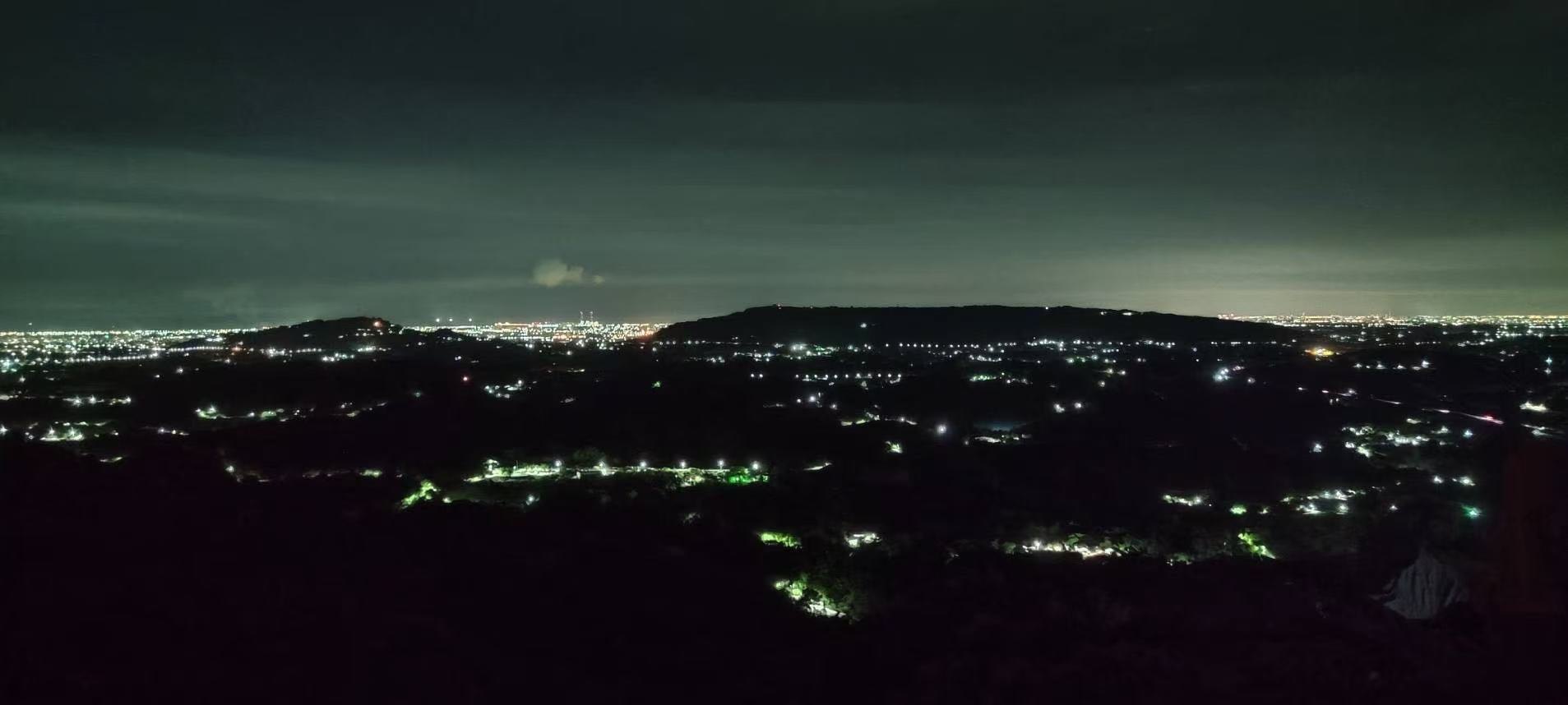 田寮夜景