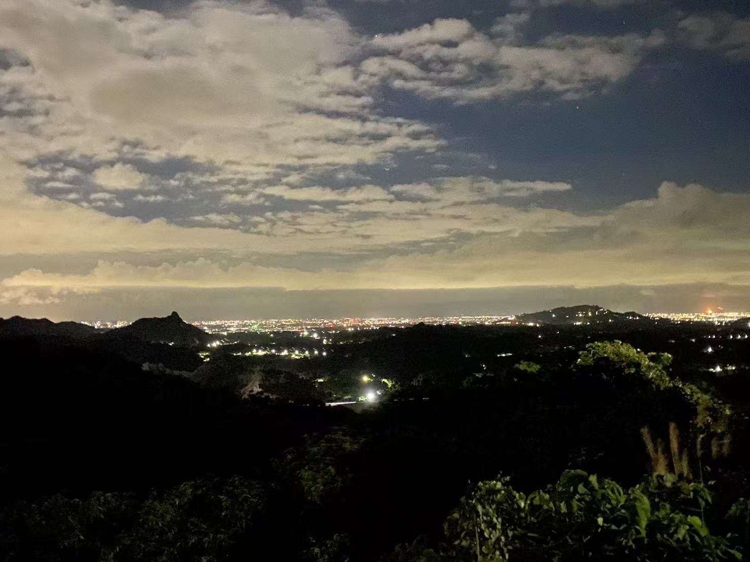 從田寮莊園俯瞰高雄夜景